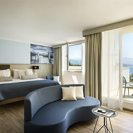 Valamar Carolina & 4* Kampor