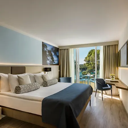 Valamar Carolina & Szálloda