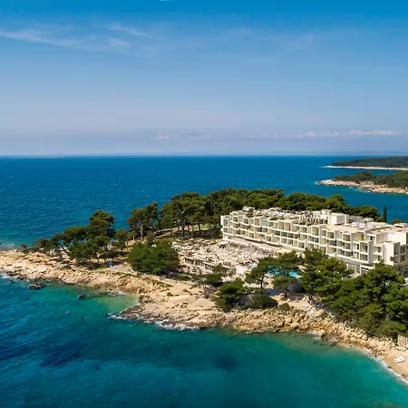Valamar Carolina & 4* Kampor