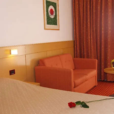 Hotel Valamar Carolina & 4*