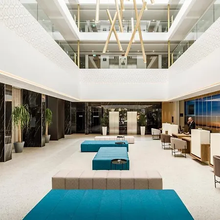 Hotel Valamar Carolina &
