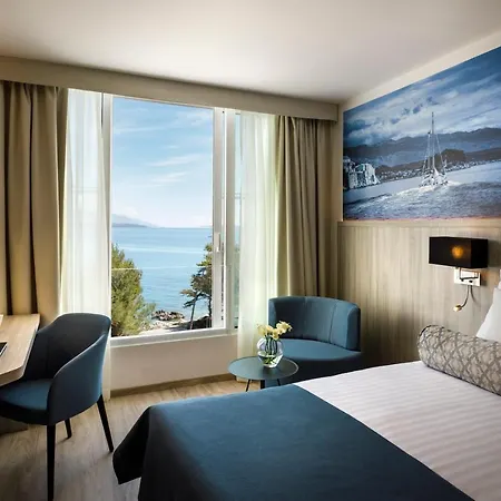 Valamar Carolina & 4* Kampor