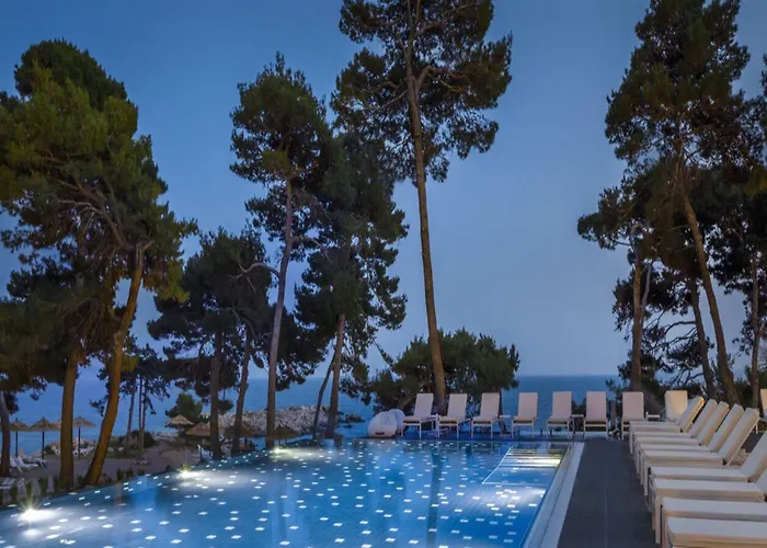 فندق Valamar Carolina & 4*