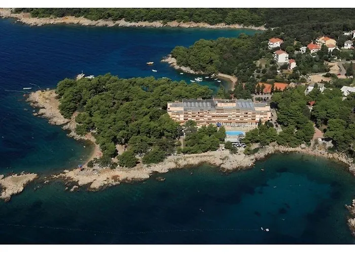 Valamar Carolina & Kampor