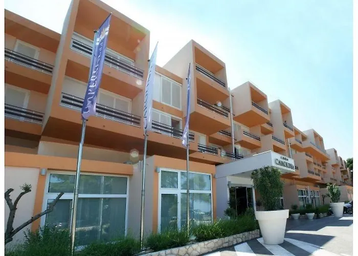 فندق Valamar Carolina &