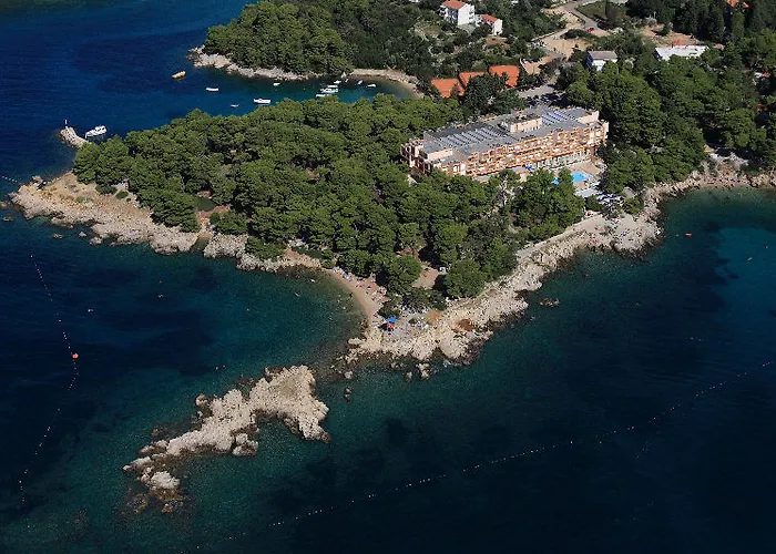 Valamar Carolina & 4* Kampor