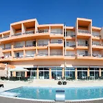 Hotell Valamar Carolina &