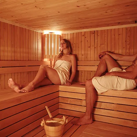 Valamar Carolina & Hotel 4*