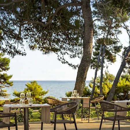 Valamar Carolina Hotel&villas 4*