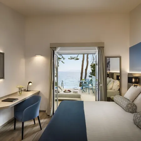 Valamar Carolina & 4* Kampor