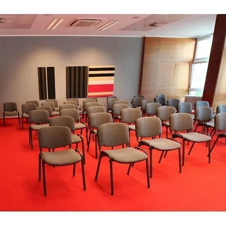Hotel Valamar Carolina & 4*